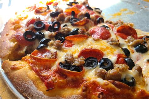 Angeli’s Pizzeria & Bar