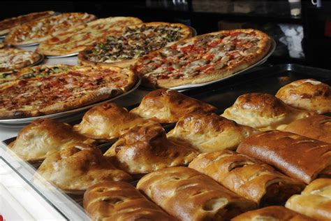 Squisito Pizza & Pasta - Glen Burnie