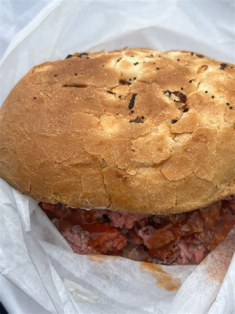 Leone's Subs & Pizza