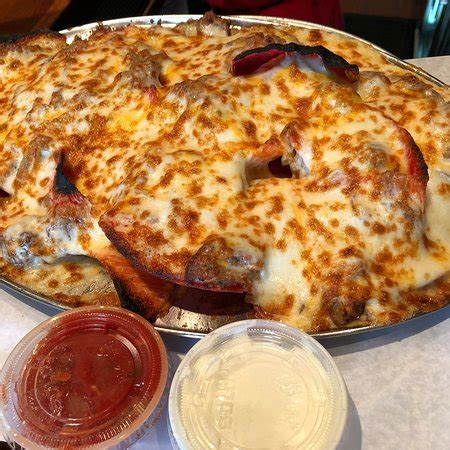 Max and Leo's Pizza Newton