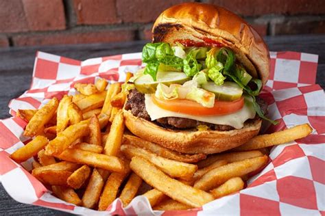 Halftime King of Pizza