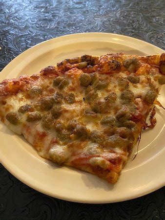Danny Mac's Pizza - Mellwood