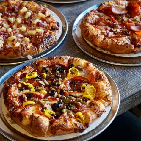 PARLOUR Pizza + Pints