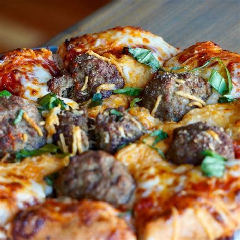 PARLOUR Pizza + Pints