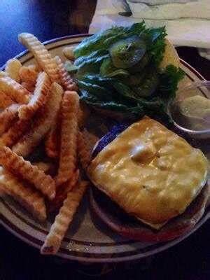 Derby City Pizza Highlands (formerly Dundee Bar & Grill)