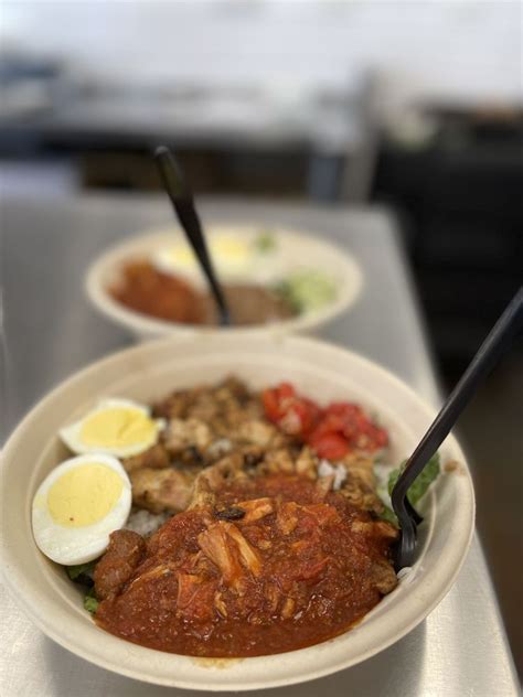 HUMMUS Bowls & Wraps | Mediterranean & Greek Food