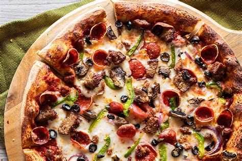 Old Chicago Pizza + Taproom