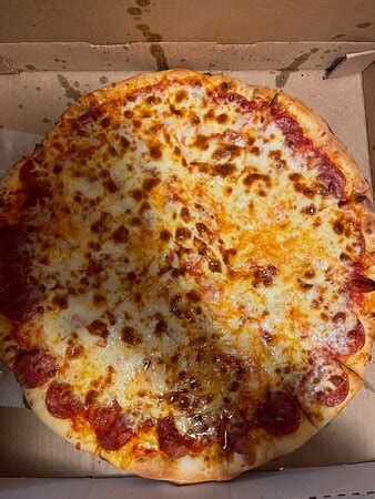 Gino's Pizza & Spaghetti House