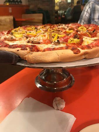 Evaroni's Pizza
