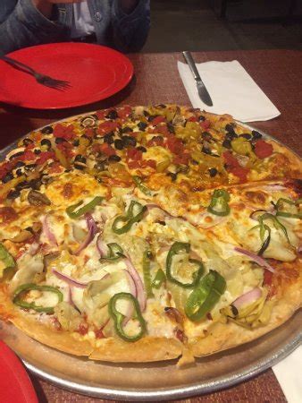 Theo's Neighborhood Pizza, Magazine