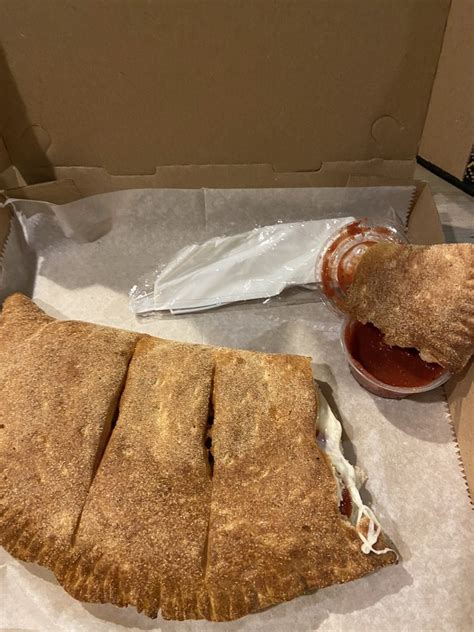 Brooklyn Calzones
