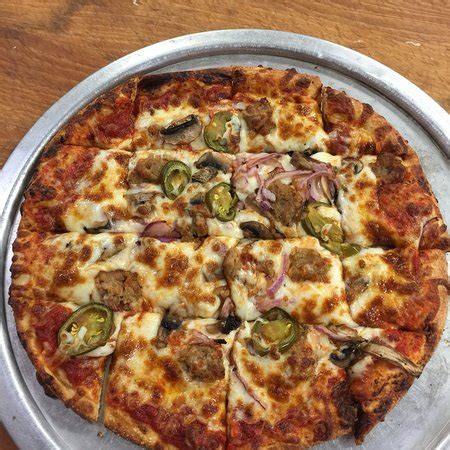 Mancino's Pizza & Grinders