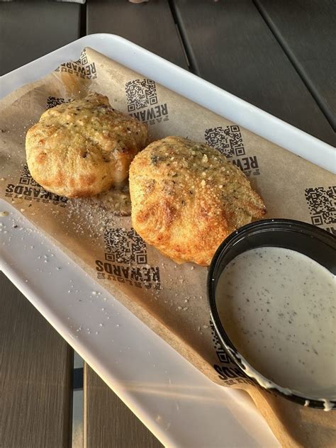 PARLOUR Pizza + Pints