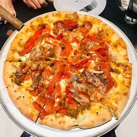 Max's Coal Oven Pizzeria