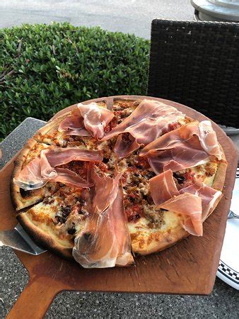 Anthony's Coal Fired Pizza & Wings