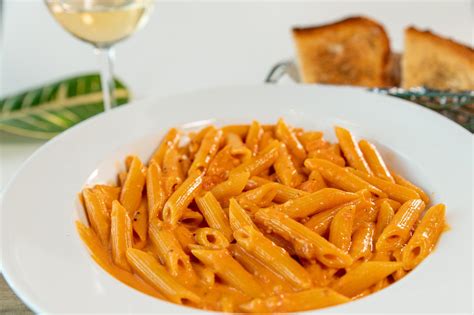 Primo's Italian Restaurant & Lounge