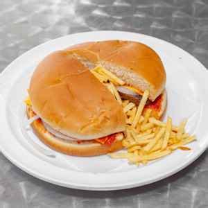 Montes De Oca Pizzeria Restaurant