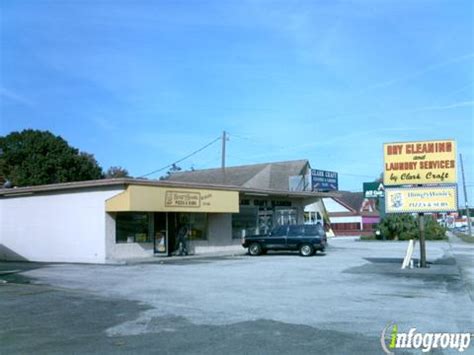 Hungry Howie's Pizza & Subs