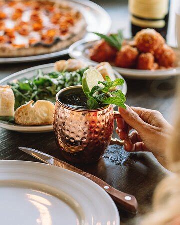 Delucca Gaucho Pizza & Wine Plano