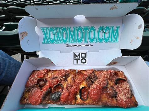 MOTO Pizza T-Mobile Park