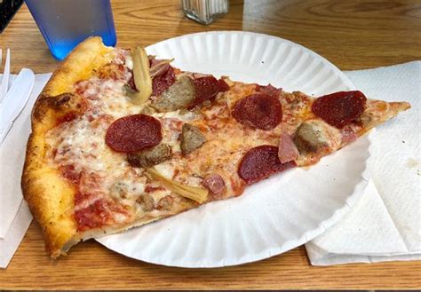 17th Street Sal’s Pizza