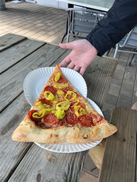 Benny's On The Ocean