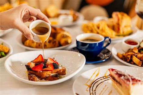 The Metropolitan On Main | Restaurant & Bar | Main Street District | Downtown Dallas