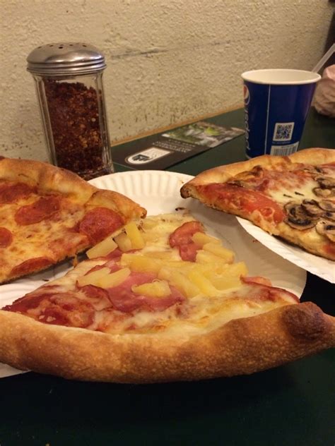 Escape From New York Pizza