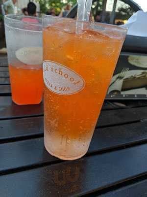 Old School Pizza Tavern