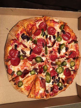 Aviator Pizza & Drafthouse