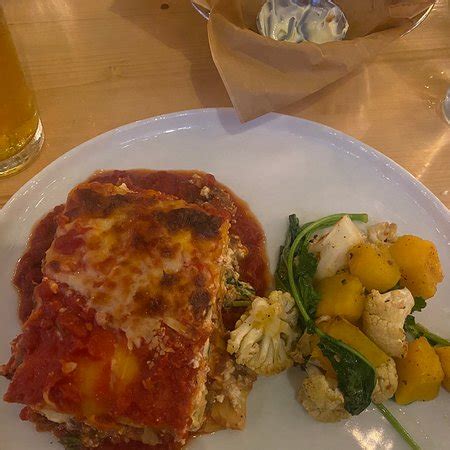 Tamboli's Pasta & Pizza