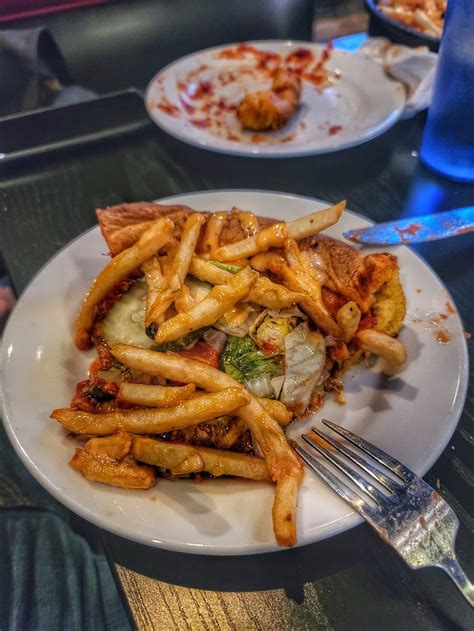 Gino's East of Chicago