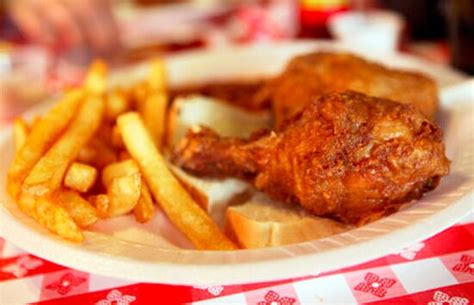 Gus's World Famous Fried Chicken