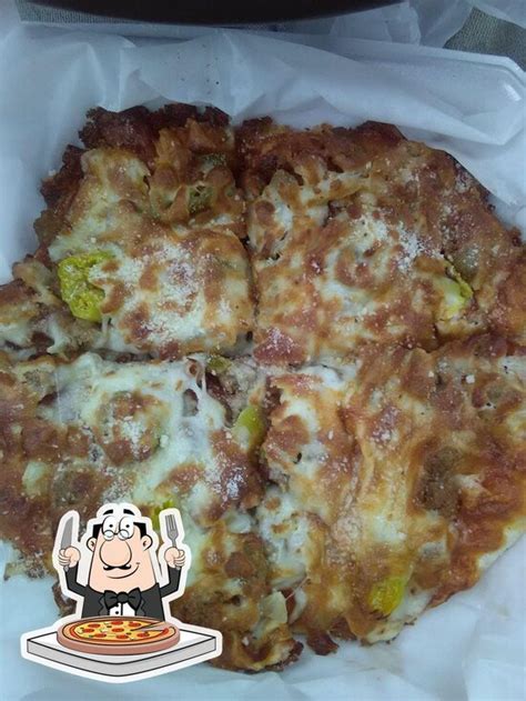 Cromwell Pizza & Deli