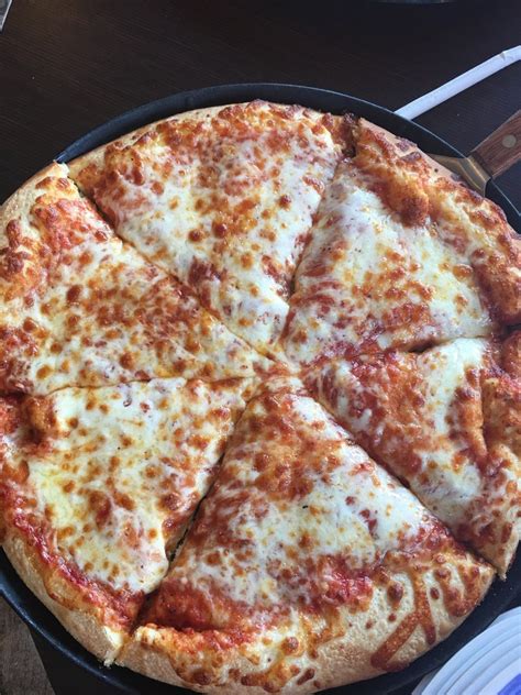 Pat's Pizza Family Restaurant