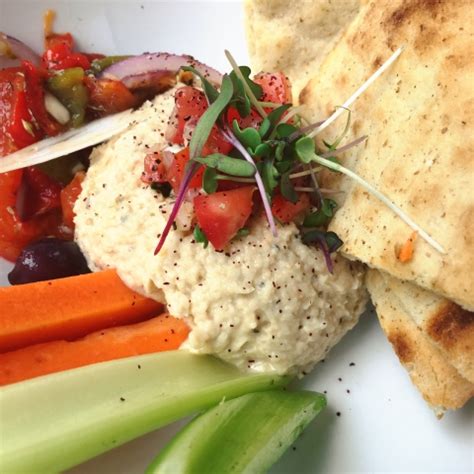 Founding Fathers South St Sports Bar & Grill