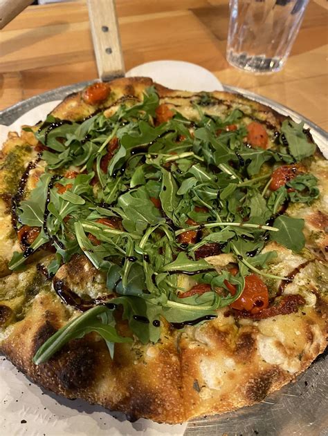 Copaneazi’s Pizzeria Downtown