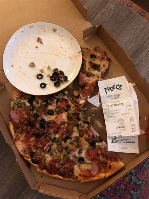 Mazzio’s Pizza & Wings