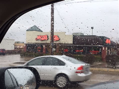 Mazzio’s Pizza & Wings