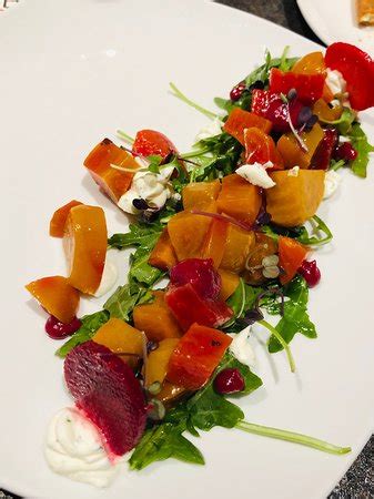 M Osteria Bar & Lounge