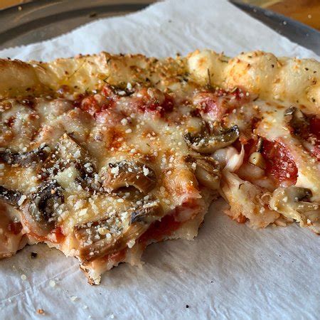 Mikey's Late Night Slice