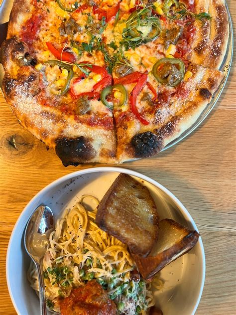 Harvest Bar + Kitchen - Brewery District