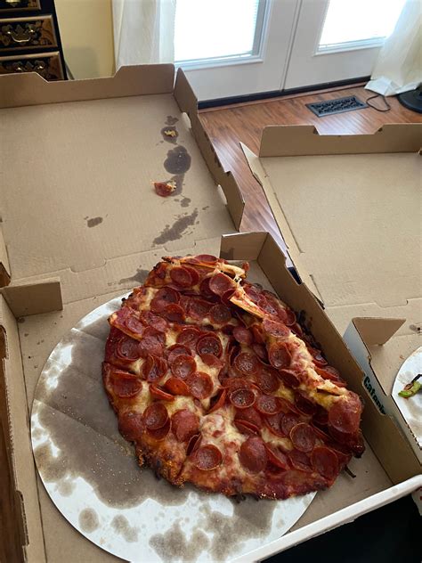 Massey's Pizza - Whitehall