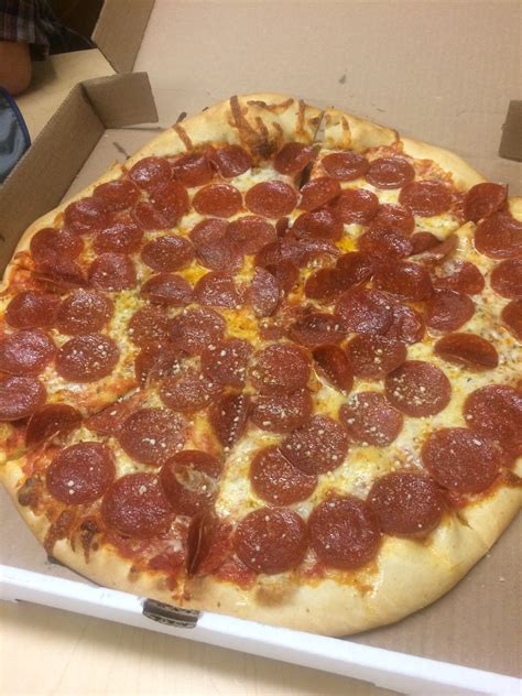 Sarefino's Pizzeria & Italian Deli