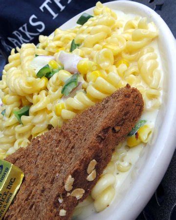 Tip Top Kitchen & Cocktails