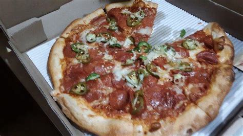 Dewey's Pizza - Harrison Greene