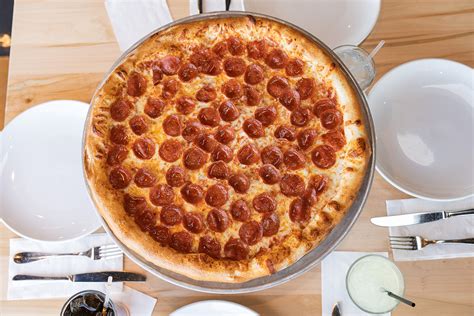 Dewey's Pizza - Covington