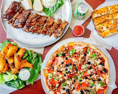 Geppetto's Pizza & Ribs