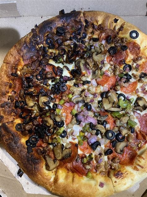 Mazzio’s Pizza & Wings