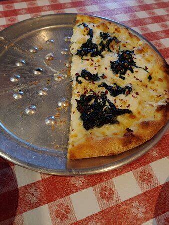 Carmine's Pizza Kitchen